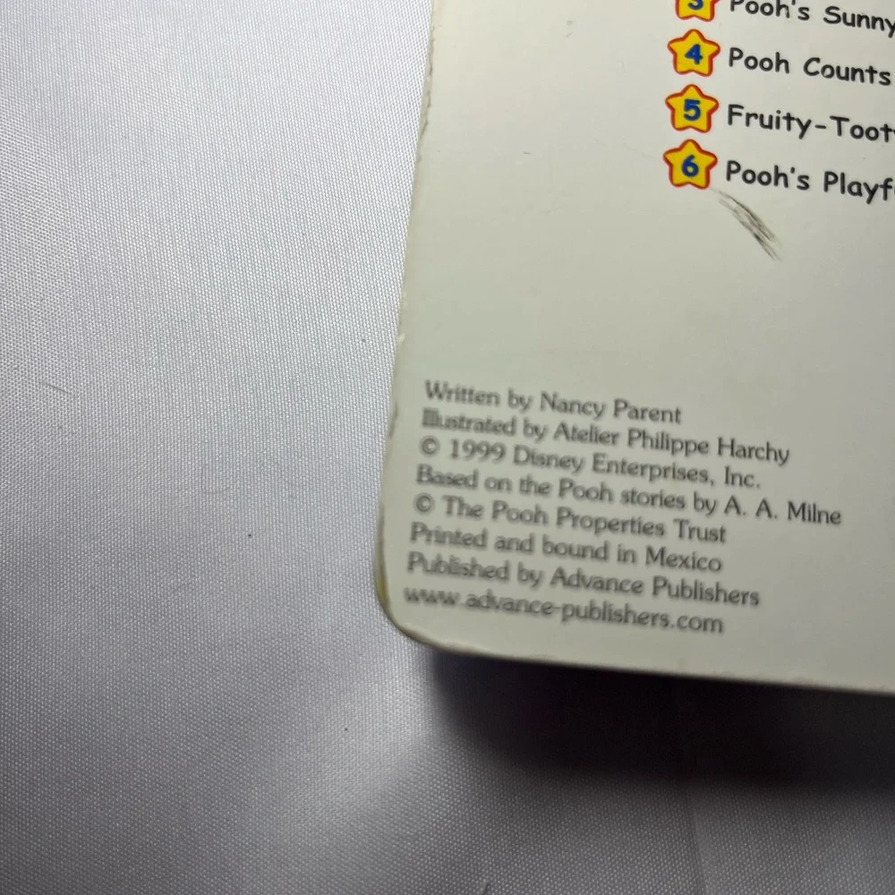 Vintage‎ 90s Disney Winnie the Pooh Learn & Grow Pooh’s Sunny Day Sound Book